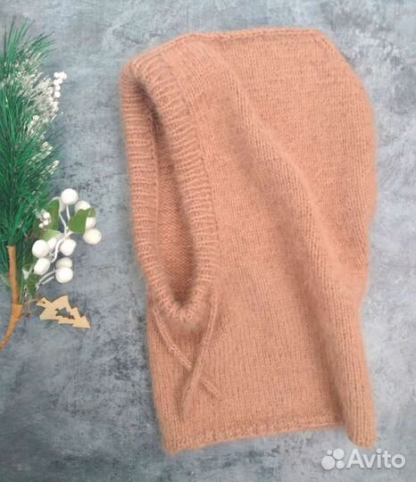 Капор вязаный