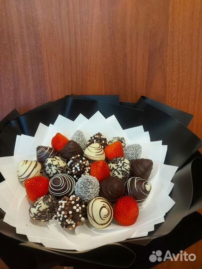 Букет из клубники в шоколаде