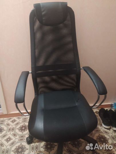 Компьютерное кресло