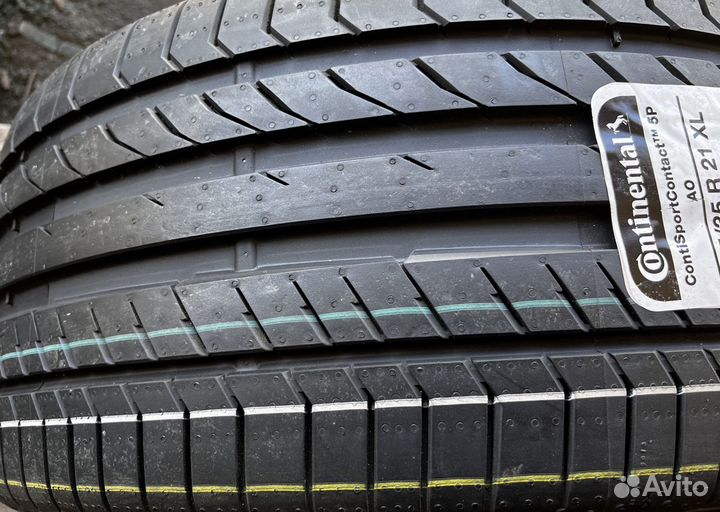 Continental ContiSportContact 5 265/35 R21