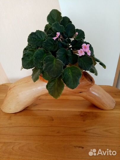 Подставка для цветов, ручная работа - дерево