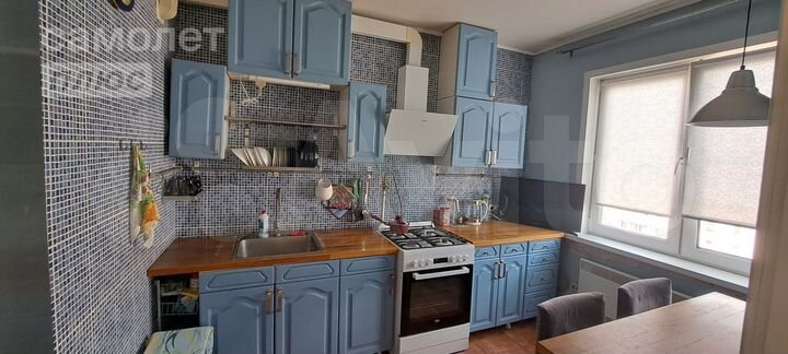 2-к. квартира, 52 м², 9/9 эт.