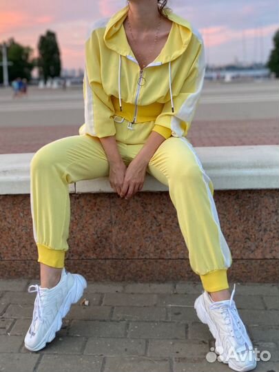 Спортивный костюм