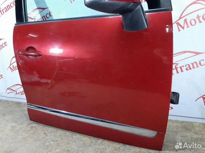 Дверь передняя правая Renault Scenic 3