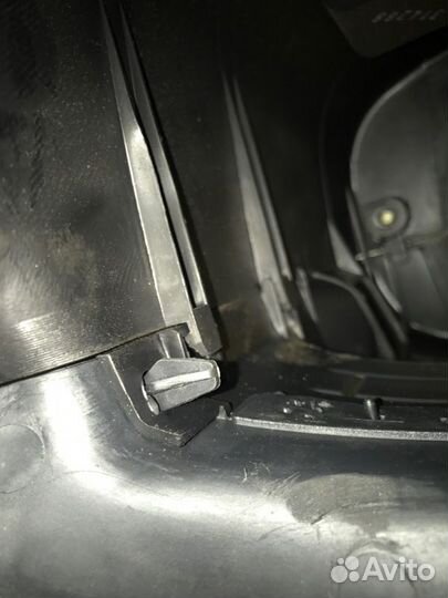 Кожух рулевой колонки Kia Ceed ED G4FC 2007