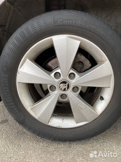 Комплект колес Skoda Octavia (оригинальные диски)