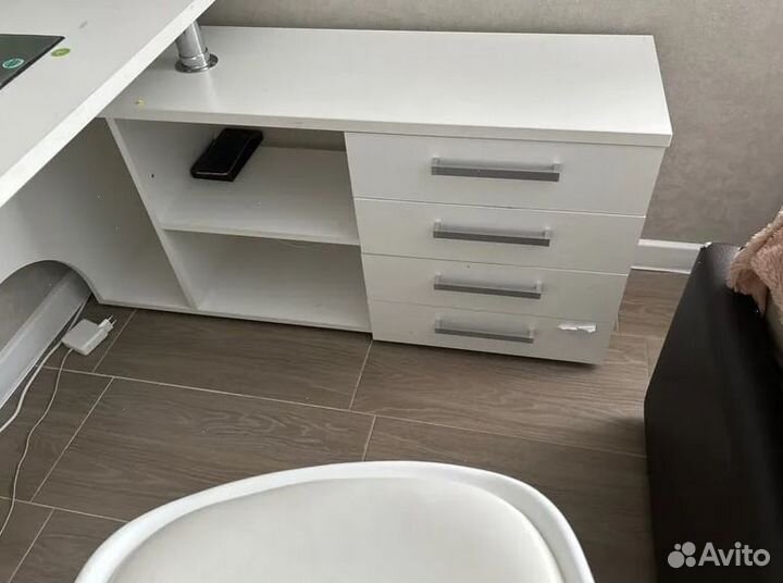 Стол компьютерный Алькор в цвете Бетон