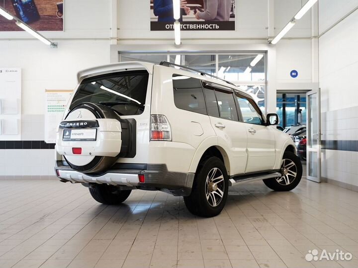 Mitsubishi Pajero 3.2 AT, 2008, 275 531 км