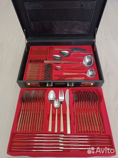 Hабор столoвых приборов 