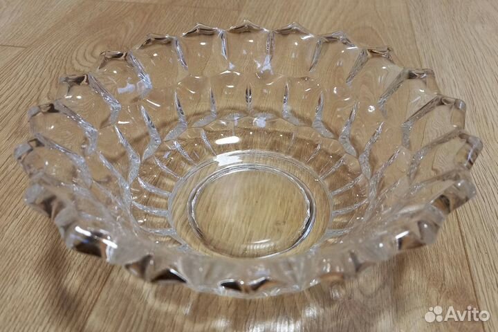 Стеклянный салатник советских времен