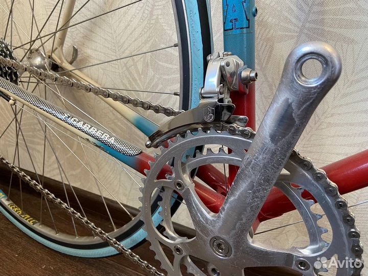 Шоссейный велосипед Carrera