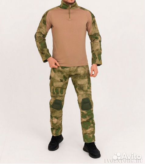 Тактический костюм с наколенниками