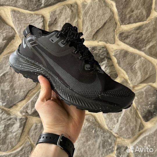 Беговые кроссовки Nike Gore Tex