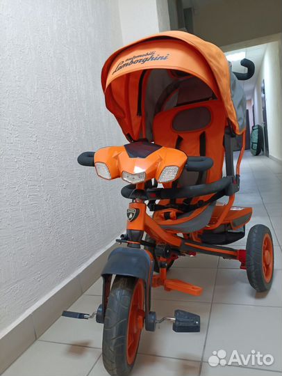 Детский велосипед трехколесный с ручкой