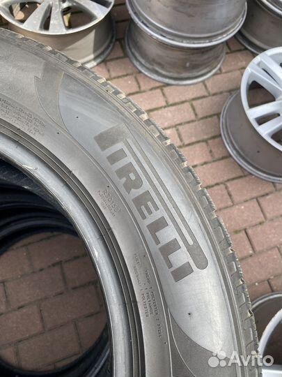 Pirelli Scorpion Winter 215/65 R17