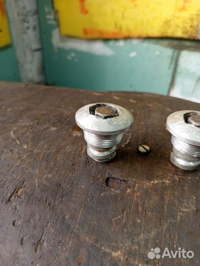 Болты перьев вилки мотоцикла Панония