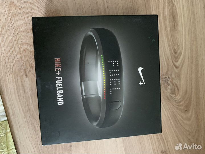 Фитнес браслет Nike+