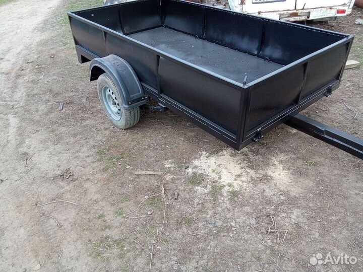 Прицеп на легковой автомобиль