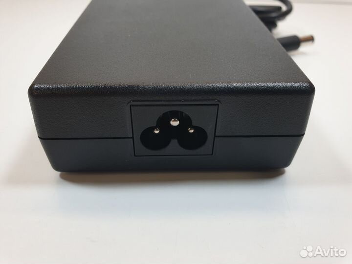 Блок питания Dell 19,5V 9,23A 180W 7,4 x 5,0 ориг