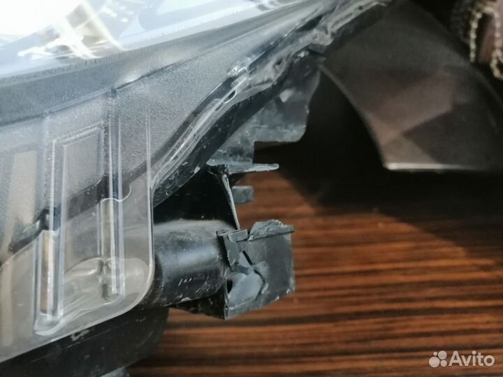 Продам фару левую на Мазда сх5