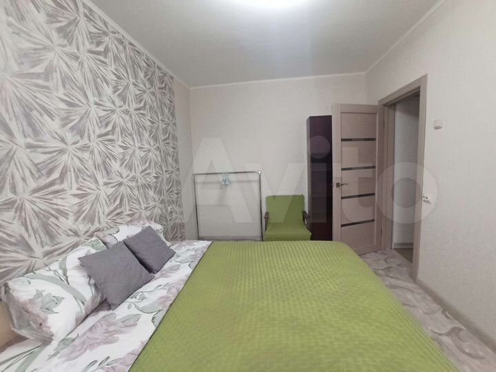 2-к. квартира, 54 м², 3/10 эт.