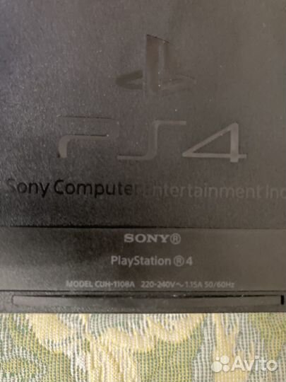 Игровая консоль ps4(CUH-1108A)