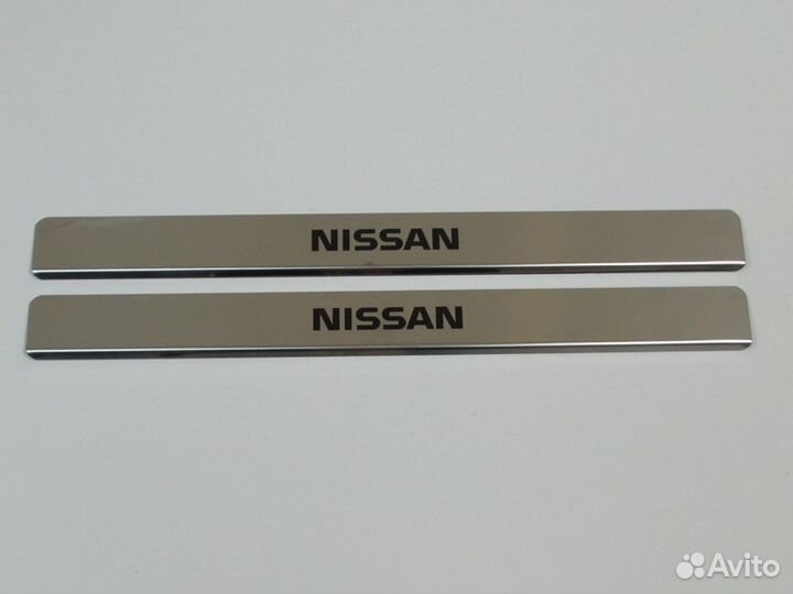 Накладки на пороги Nissan Juke Ниссан Жук