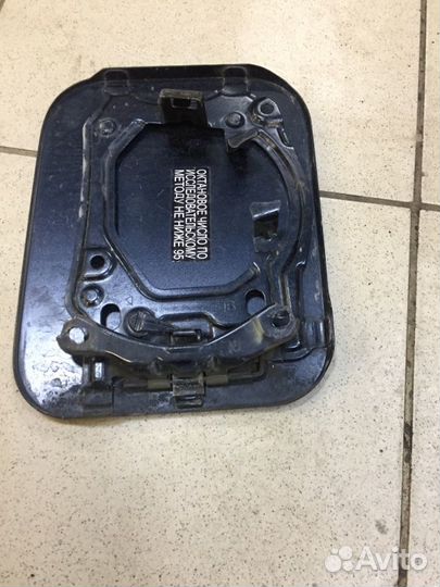 Лючок бензобака Toyota Camry V50 2GR-FE 2012