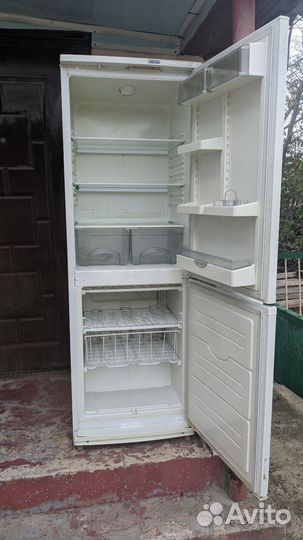 Холодильник atlant двухкамерный бу
