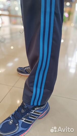 Спортивный костюм Adidas 