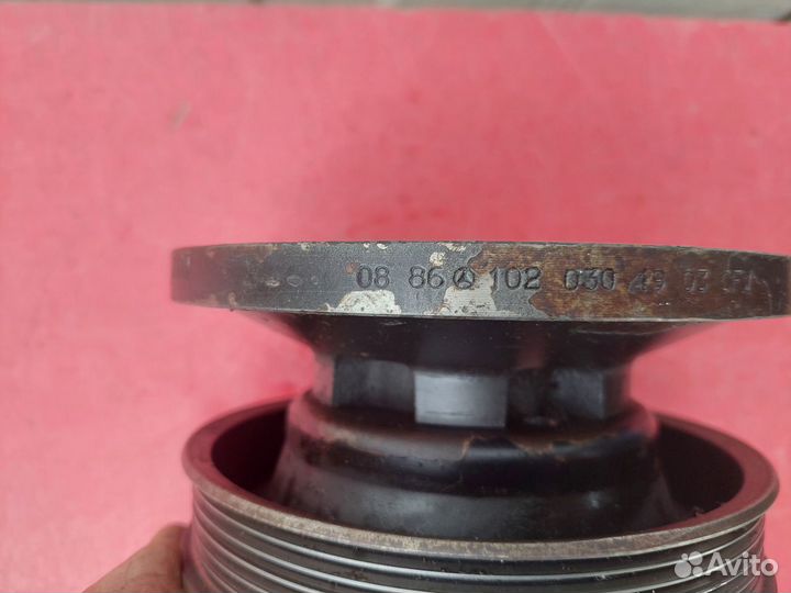 Шкив коленвала Mercedes-Benz W124 M102