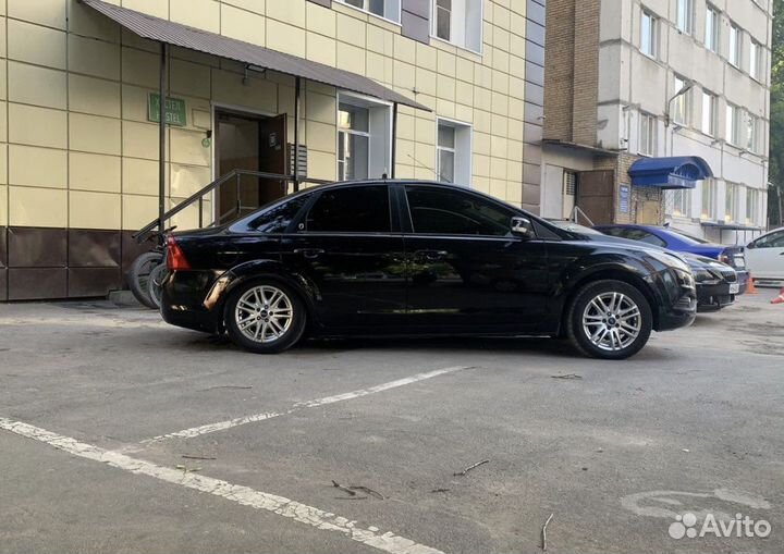 Чёрные стёкла ford 2 печати оригиналы