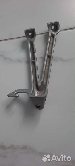 Крепление задней левой подножки К7, К8, К9