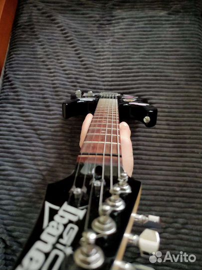 Электрогитара ibanez