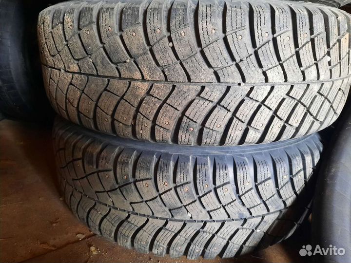 Зима r16 215/65 на дисках RAV4