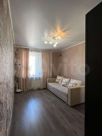 3-к. квартира, 80 м², 8/10 эт.