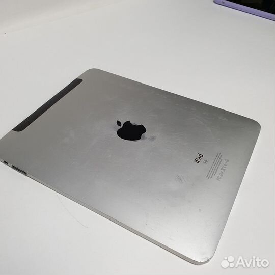 Планшет Apple iPad 16Gb Wi-Fi + 3G MC349LL