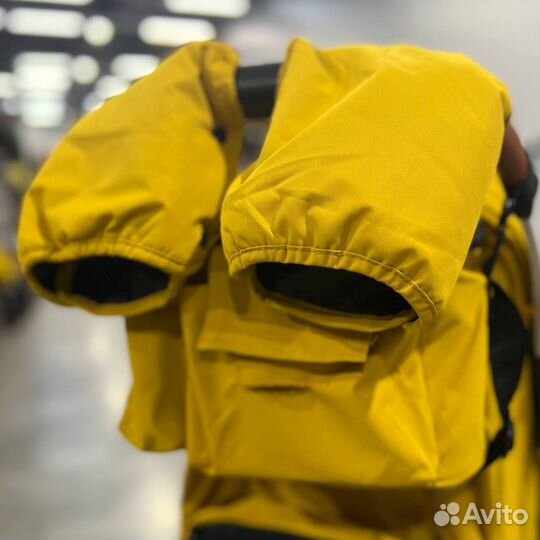 Прогулочная коляска новая