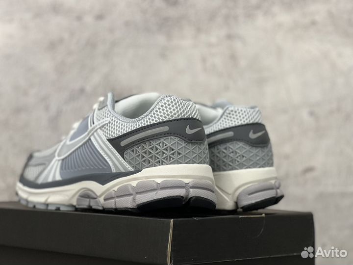 Кроссовки Nike Zoom Vomero 5 Grey