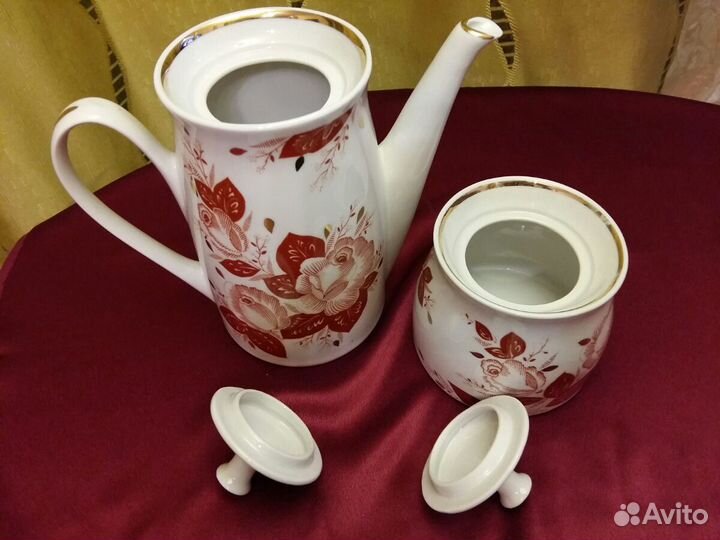 Кофейник сахарница тарелки Вербилки