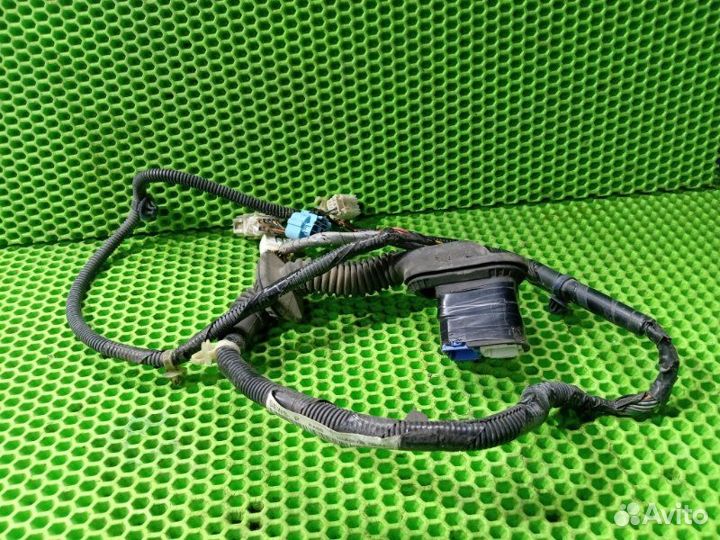 Проводка двери передняя правая Honda Civic R18A2