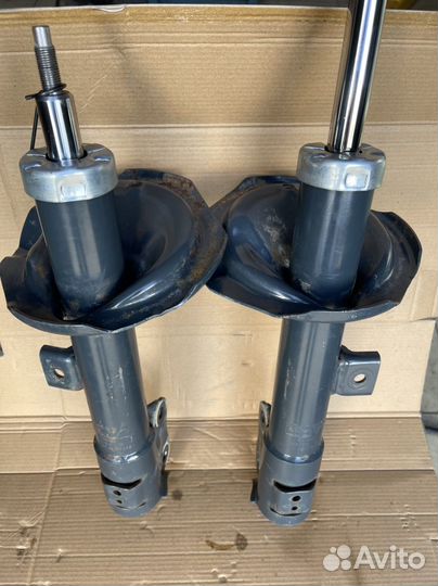 Амортизатор подвески оутлэндер XL 4060A174