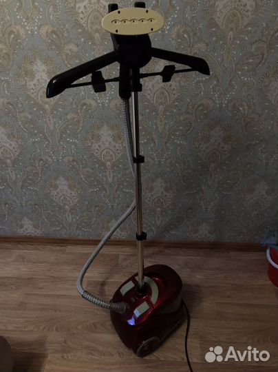 Отпариватель для одежды напольный