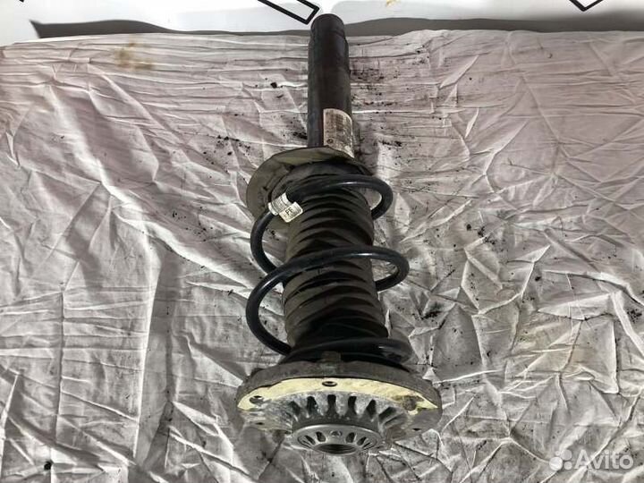 Амортизатор передний левый Bmw 3-Series F30