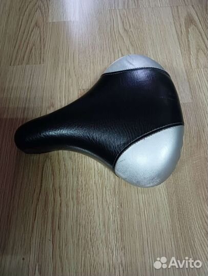 Седло для велосипеда мягкое