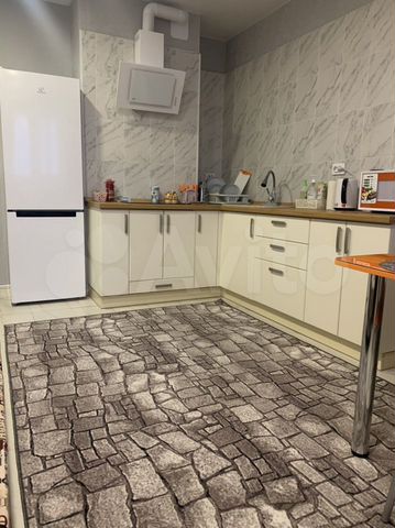 1-к. квартира, 52 м², 8/17 эт.
