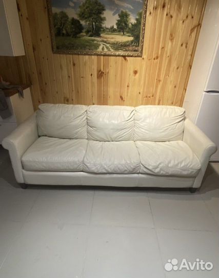 Кожаный диван италия