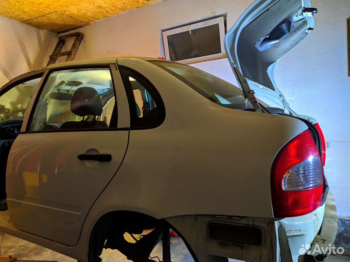 Задняя часть калина седан