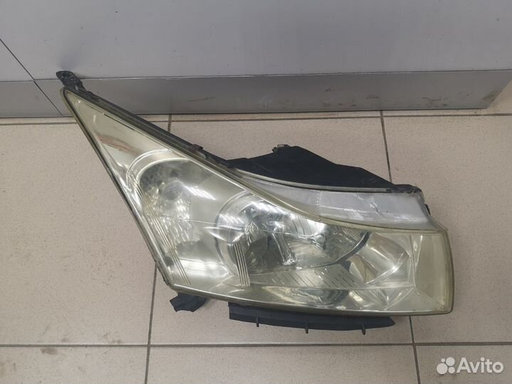 Фара правая Chevrolet Cruze рестайлинг аналог