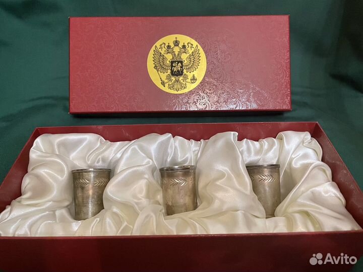 Стопки для водки. Серебро 916 пр. Удочка. Катушка